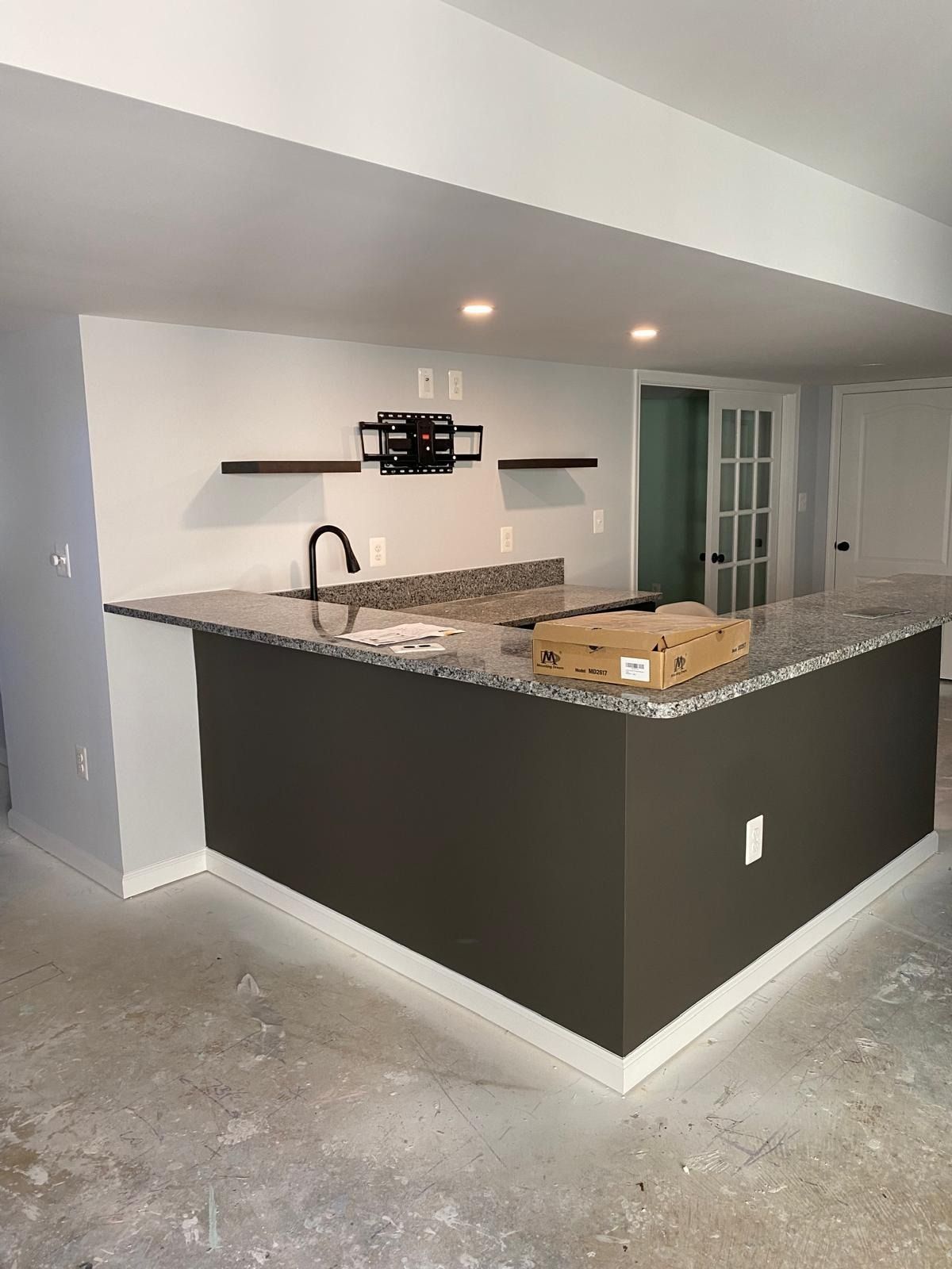 kitchen and bathroom (2)